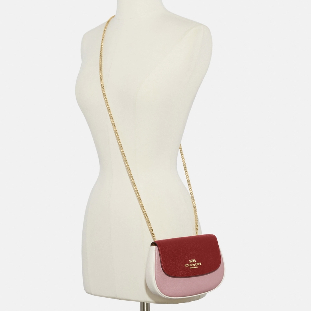NWOT 1941 Red Coach saddle belt bag/ crossbody bag
